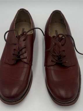 Deer Stags Men’s Brown Lace-Up Dress Shoes
